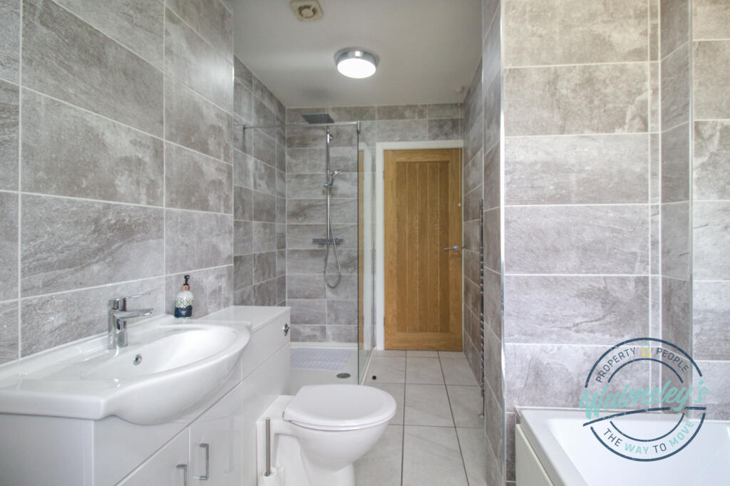 4 piece bathroom x2