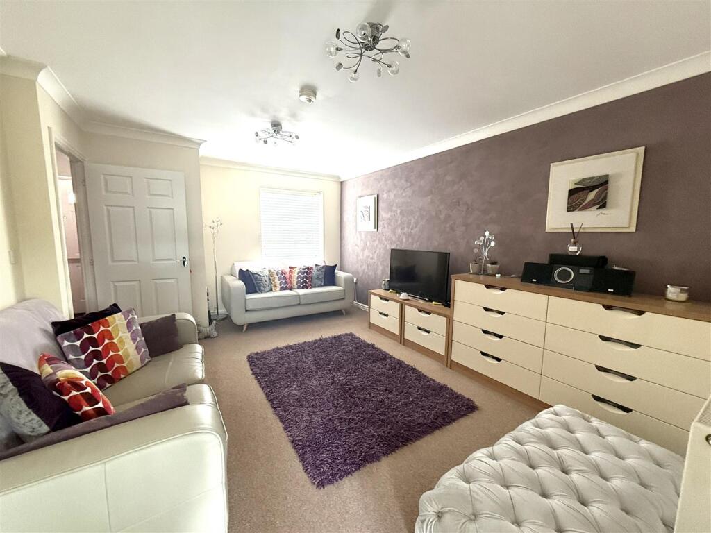 3 PRIORY LOUNGE 2.jpeg