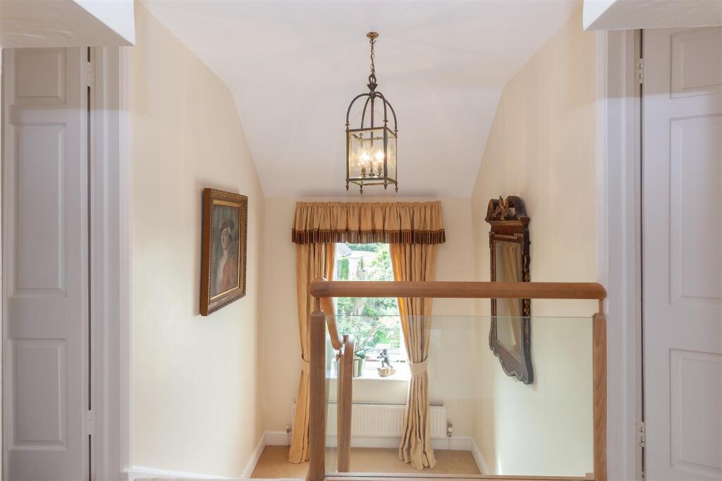First Floor Landing 2.jpg