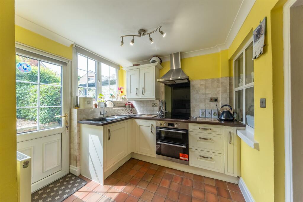 32 Church Street-001.jpg