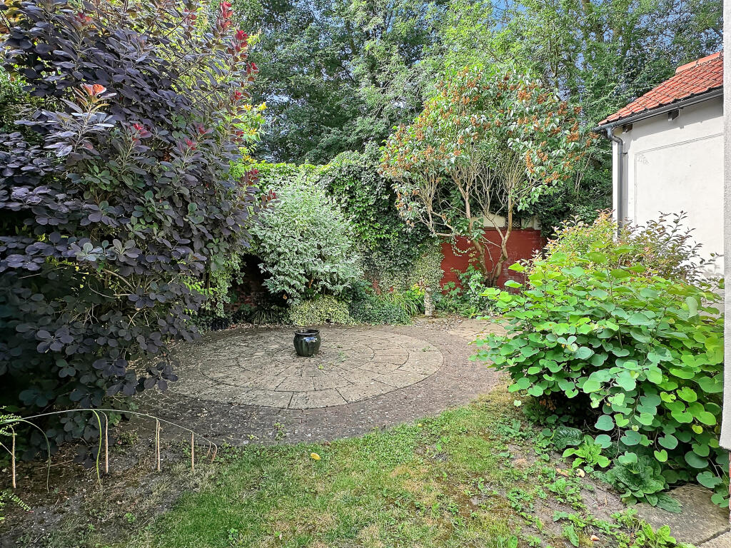 exterior7