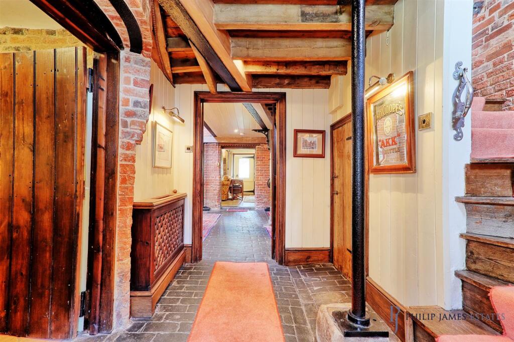 IMG_8189_90_91_easyHDR-interior3.jpg