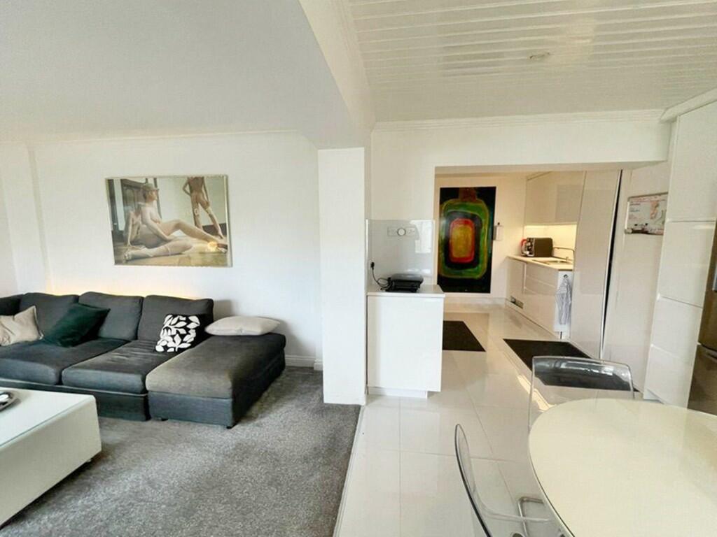 Through Family Room