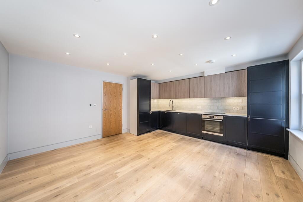 Flat-2-75-Lower-S...