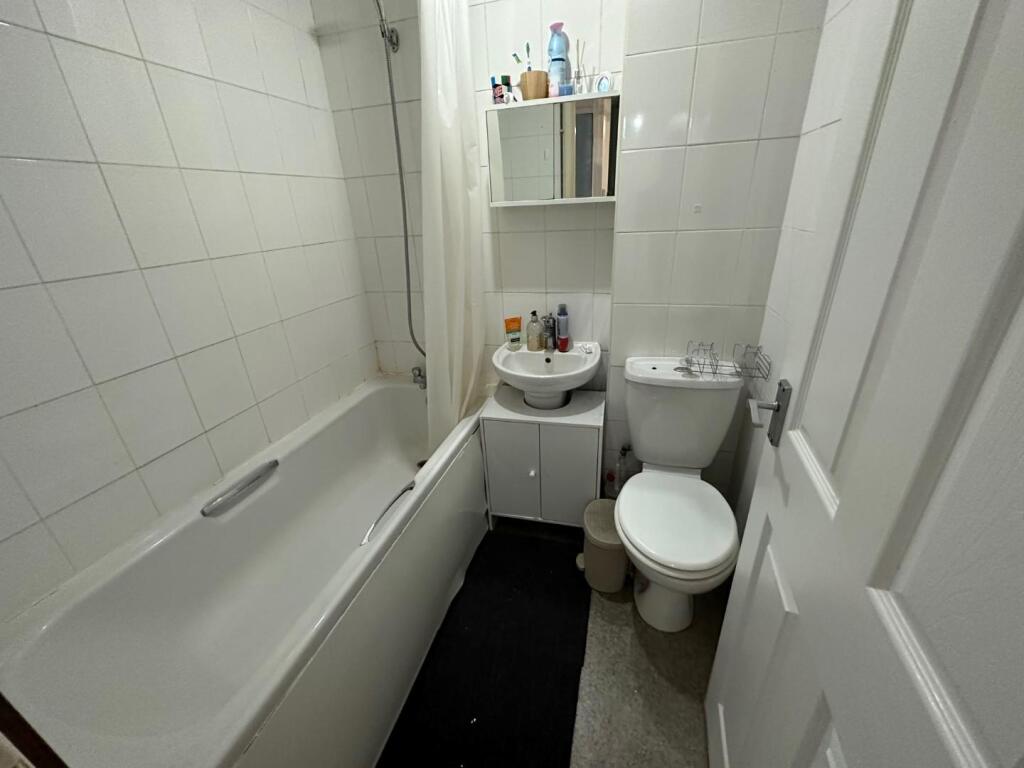 22 Photo 5.jpg