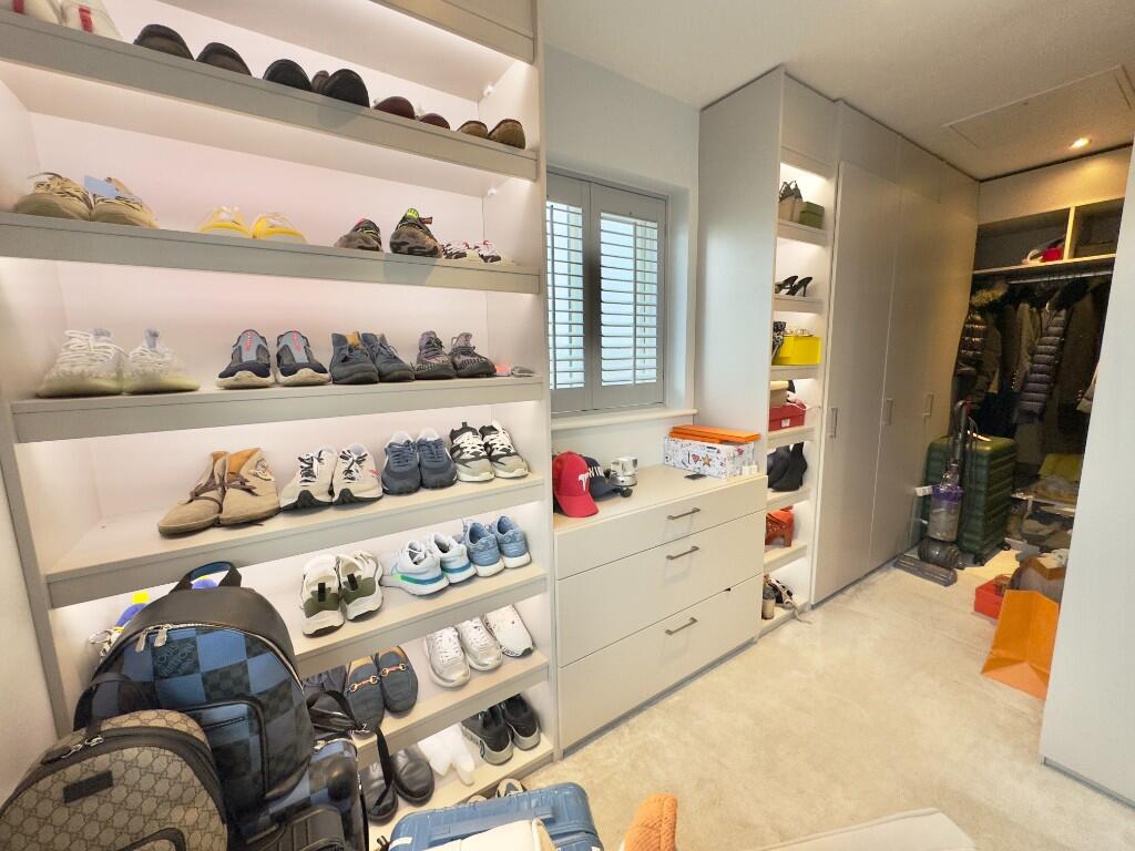 BEDROOM 1 DRESSING