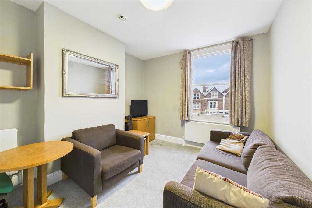 2 Osborne Villas, Kingsdown, Bristol BS2 8BP | Fre
