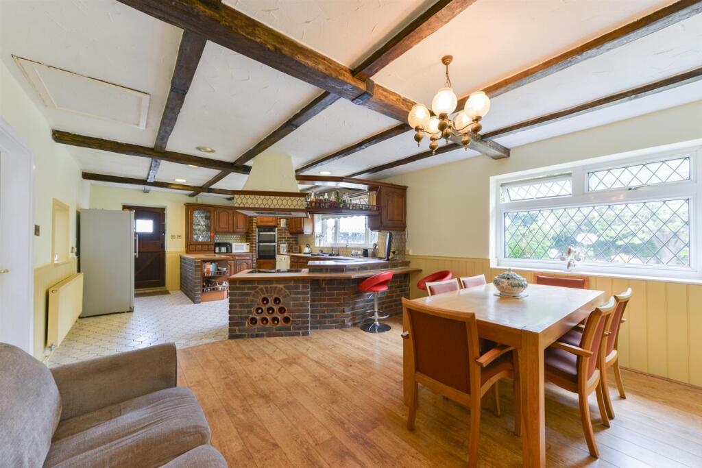 Highland Farm Bungalow22.jpg