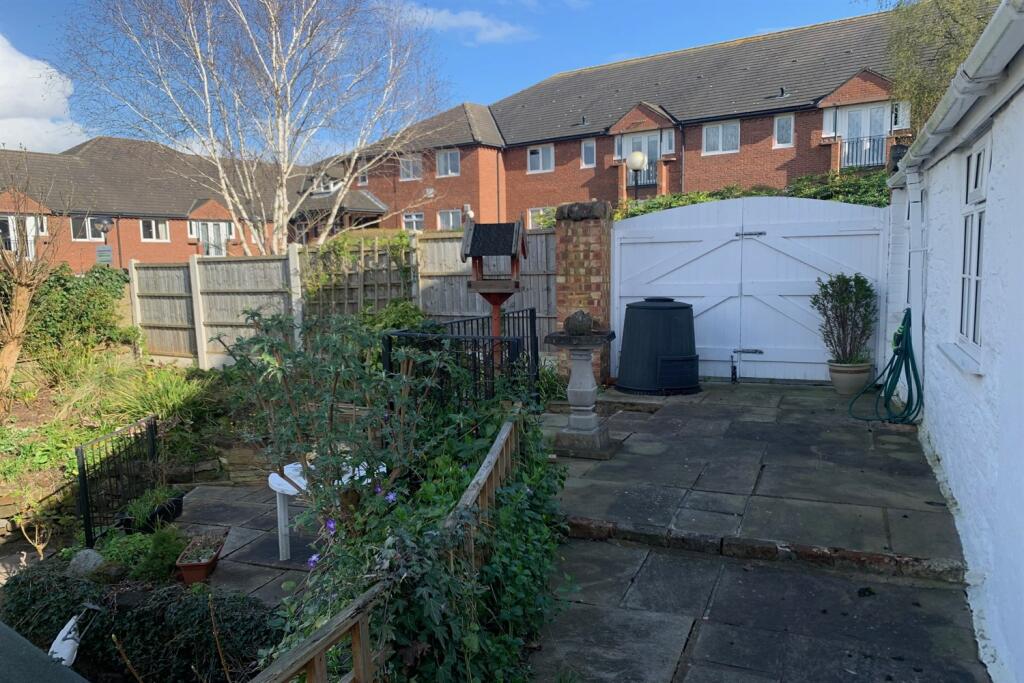 Rear raised patio