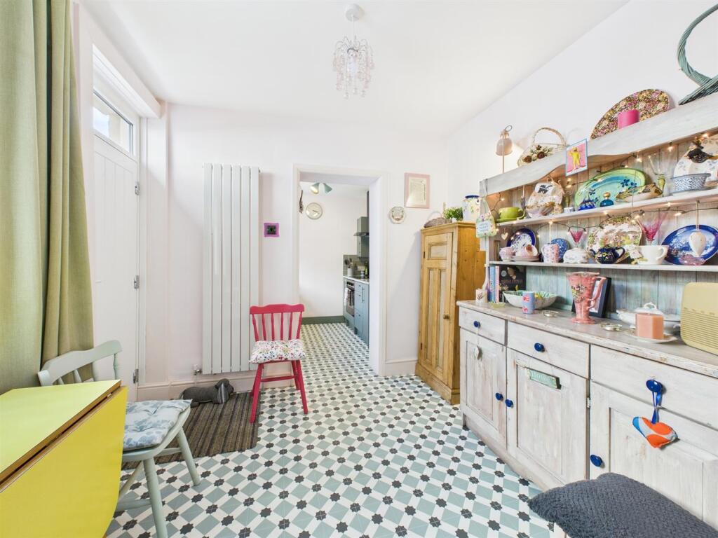 Kitchen/Breakfast Room