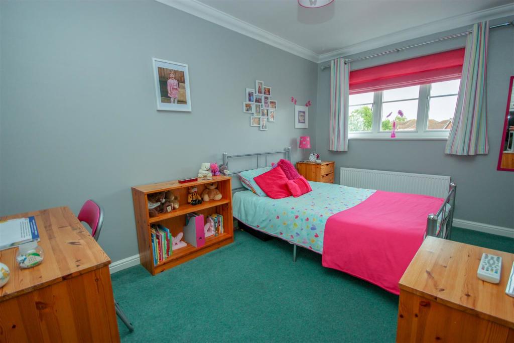 Bedroom 2.jpg