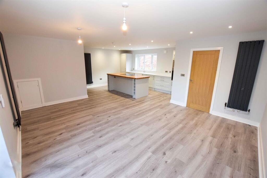 3 MBB - 6 of 13.jpeg