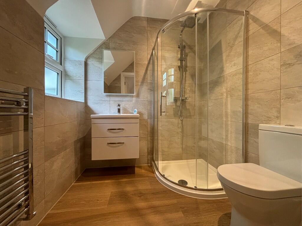 En-Suite Shower Rm