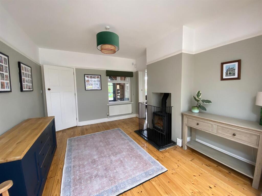 Sitting Room.jpg
