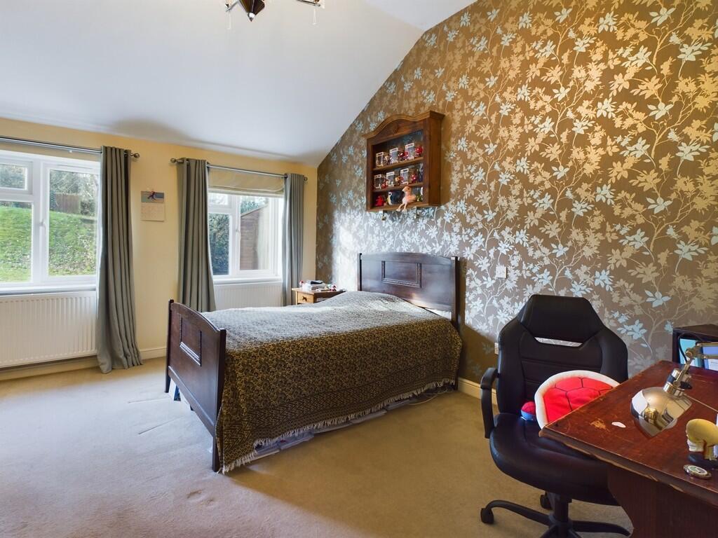 CAM02854G0-PR0306...