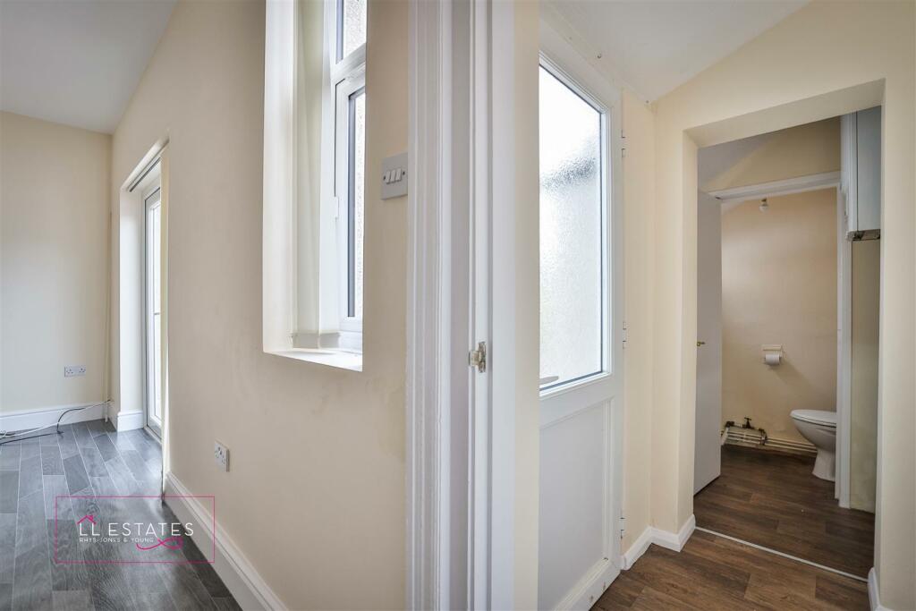 2 Ash Grove-23.jpg