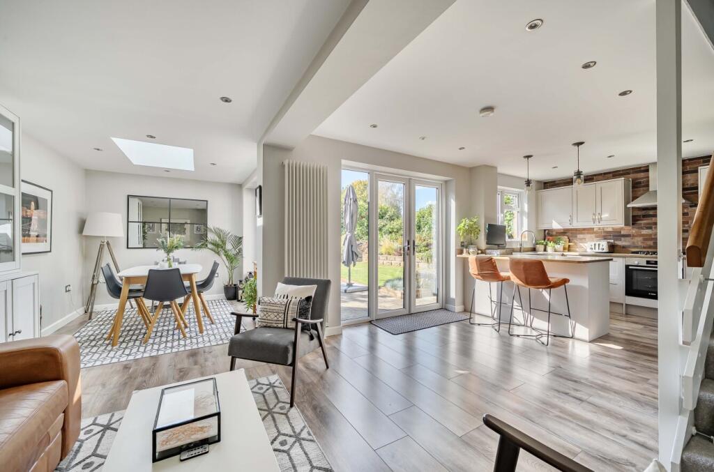 1361109-16-68dbdf...