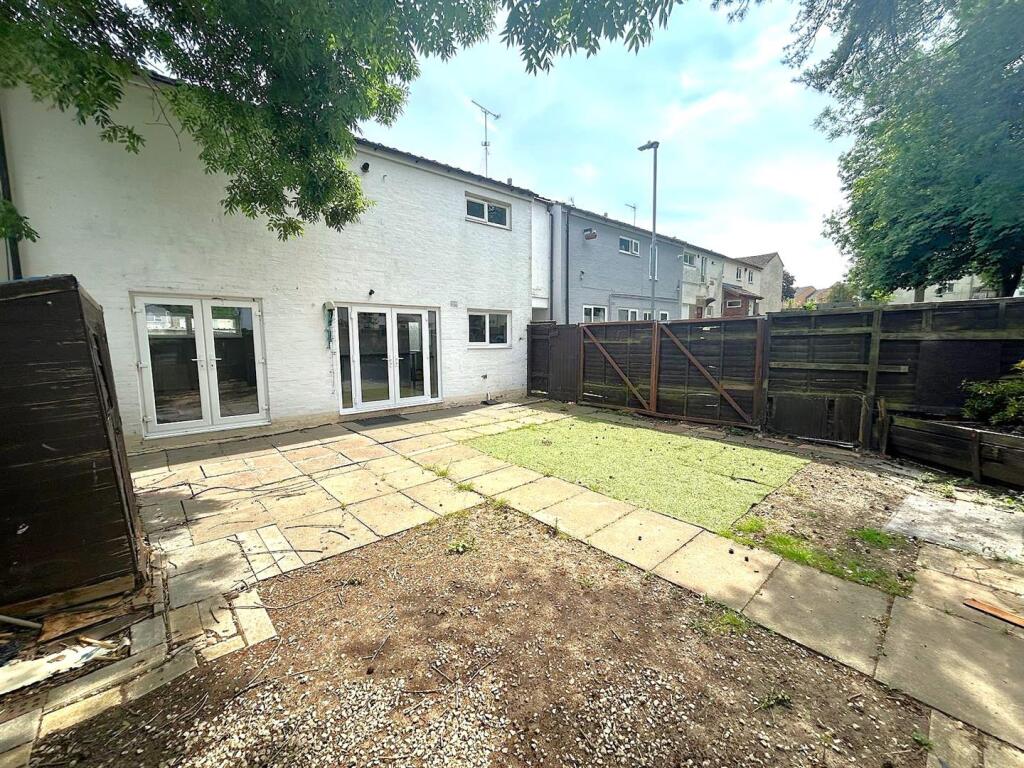 Grantham garden .jpg