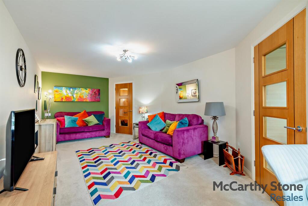 8663728-interior13-800.jpg