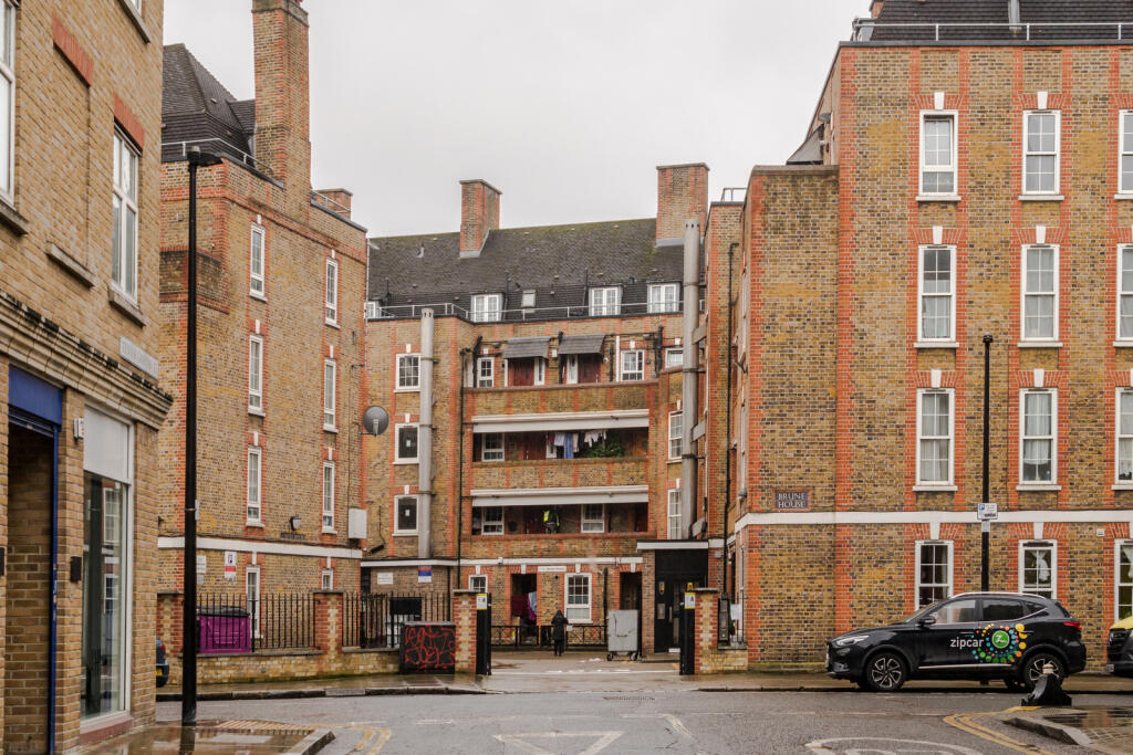 255690 - 56, Brune House-36.jpg