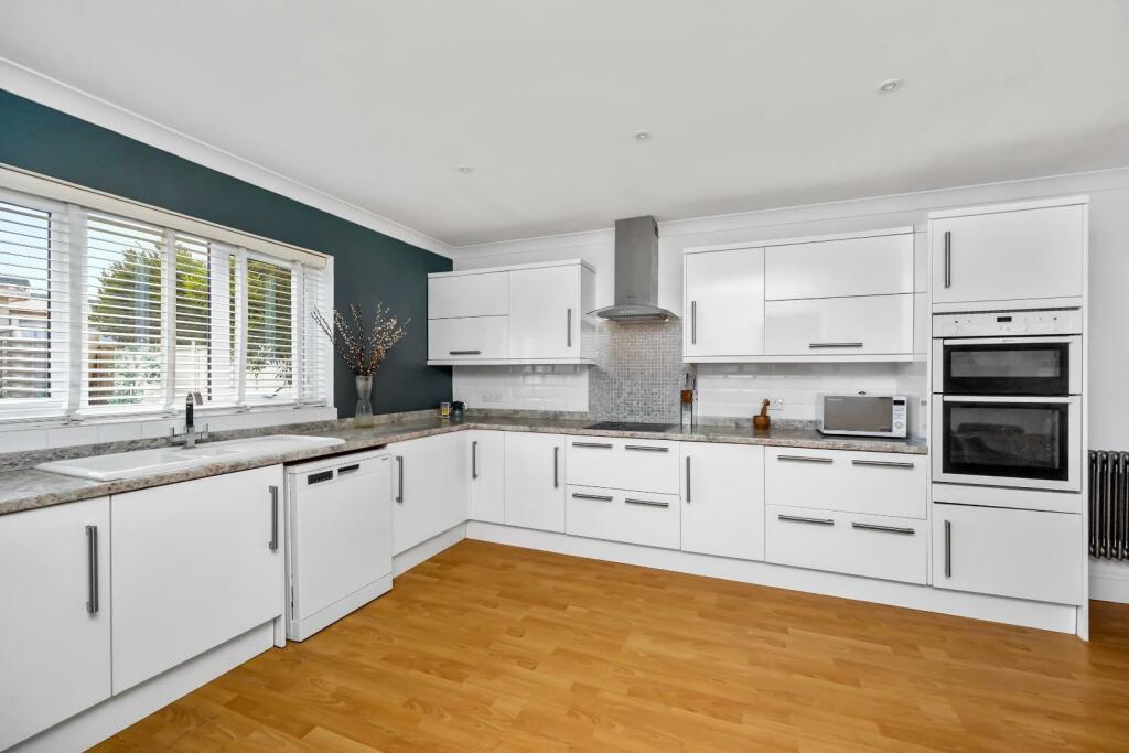 Alexandra Road 19 Lancing-020.jpg