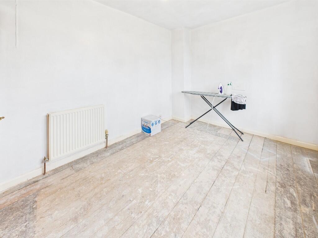 CAM03974G0-PR0151...