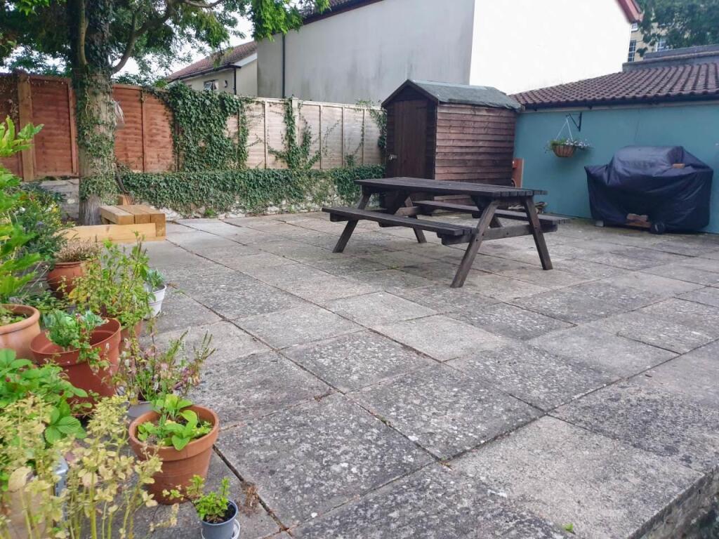40 Arley Hill BF garden comm.jpg
