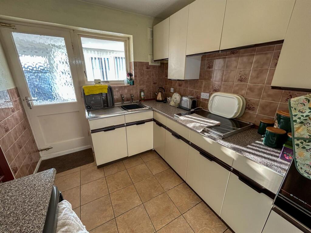 Fairoaks Crescent, Llay, Wrexham