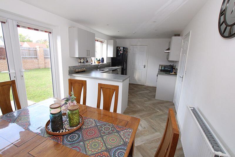 Kitchen diner photo 2