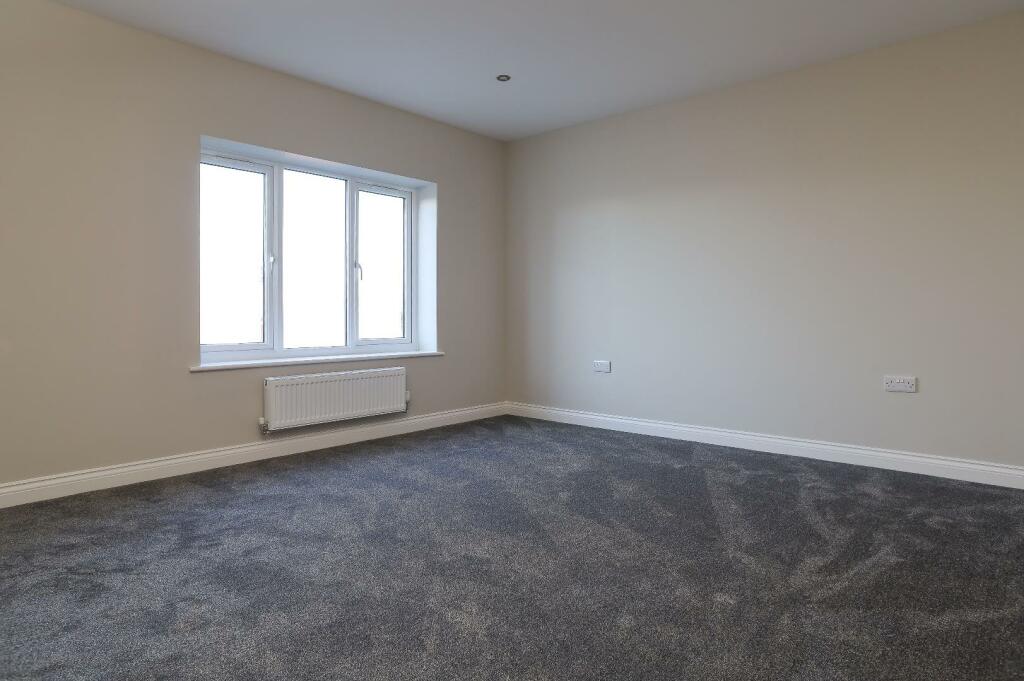 Bedroom Two / Lounge