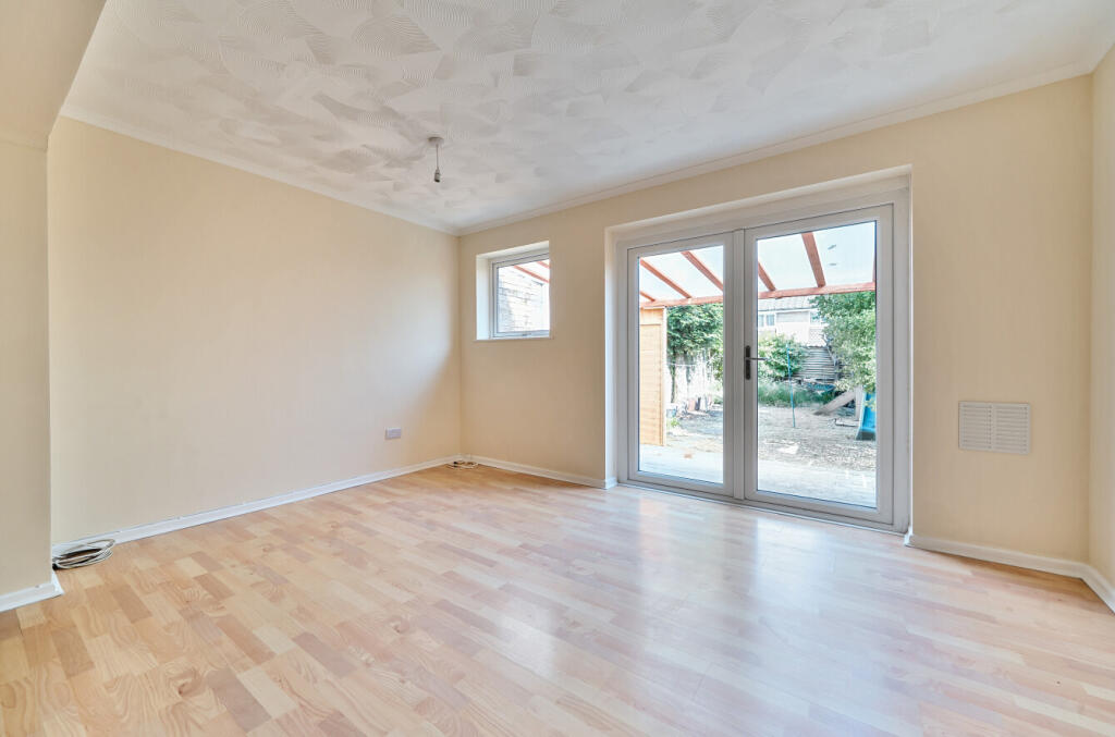 1305206-5-6854393...