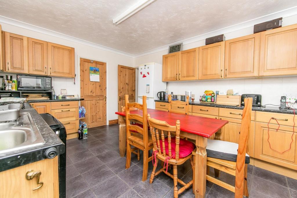 Kitchen/Breakfast