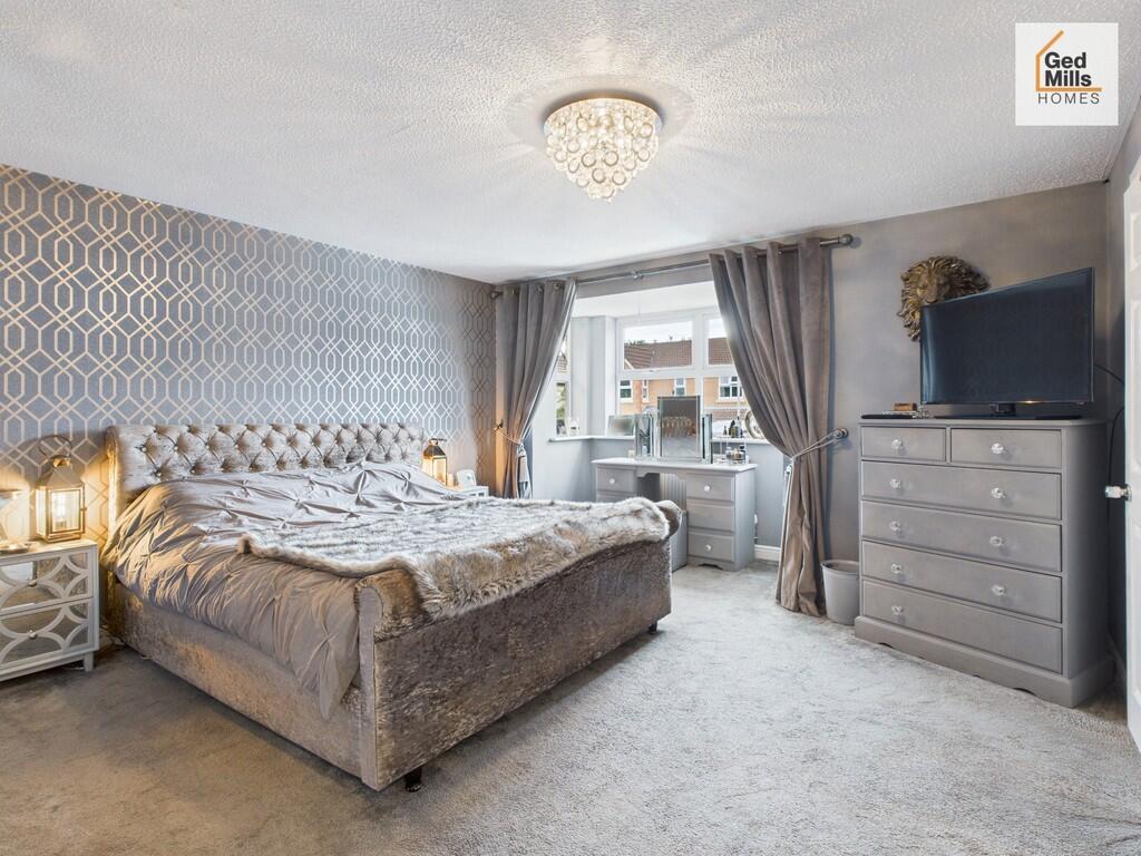 CAM04261G0-PR0090...