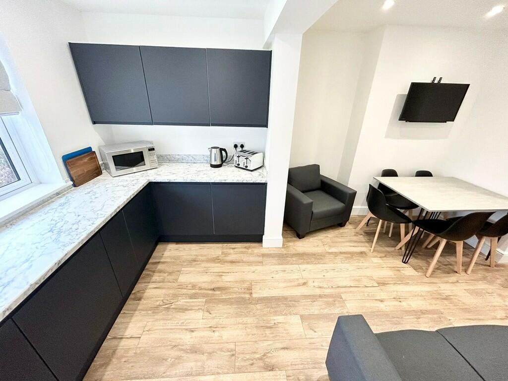 original-2FBE338C...