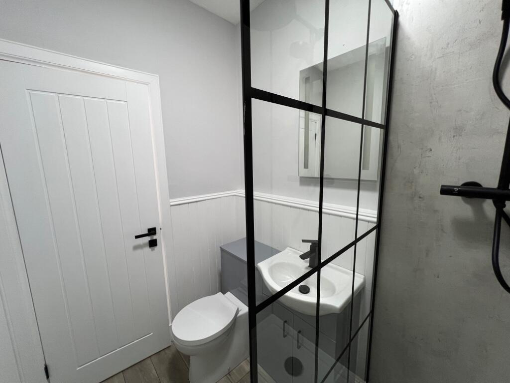 Shower room 
