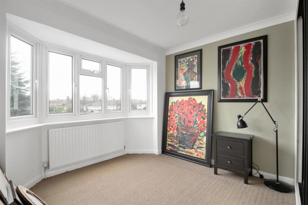 Wolsey Crescent