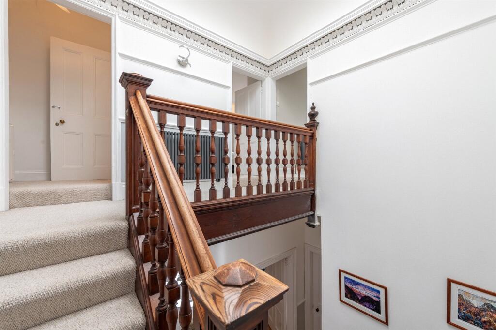 16 Glenorchy Terrace