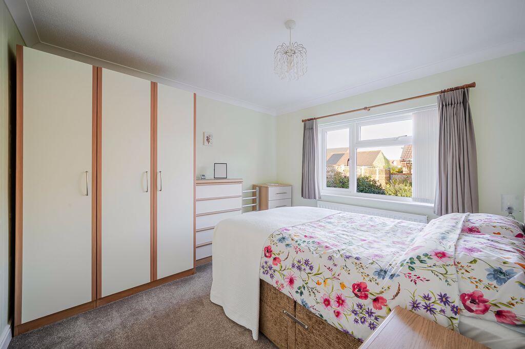 Guest bedroom