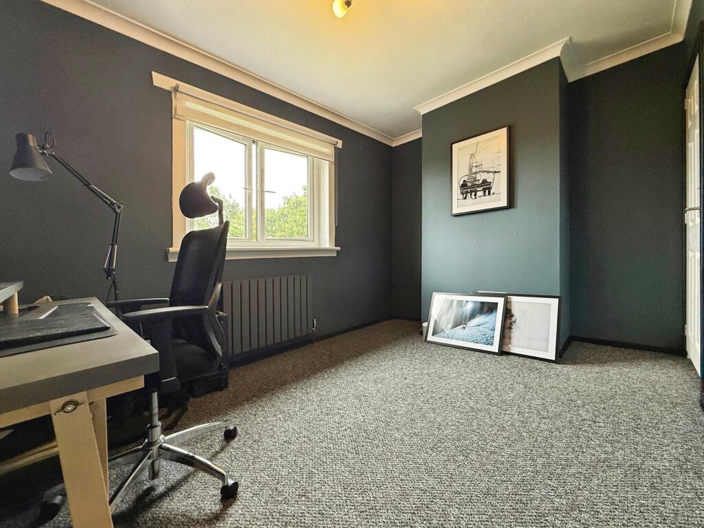 Second bedroom
