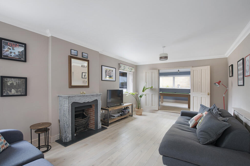 67 Horsecroft Roa...