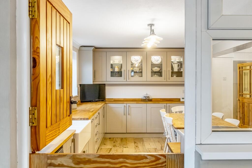 23 Church Road (Old Leake)-18