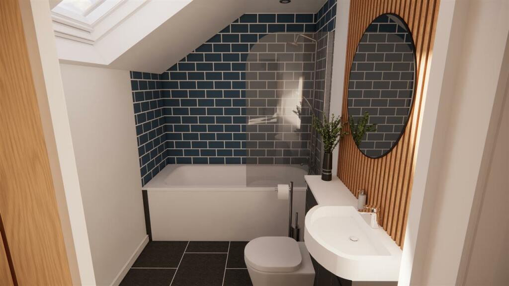 EN-SUITE BATHROOM