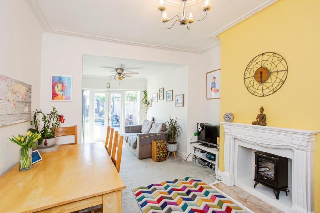 Dining/Sittig Room