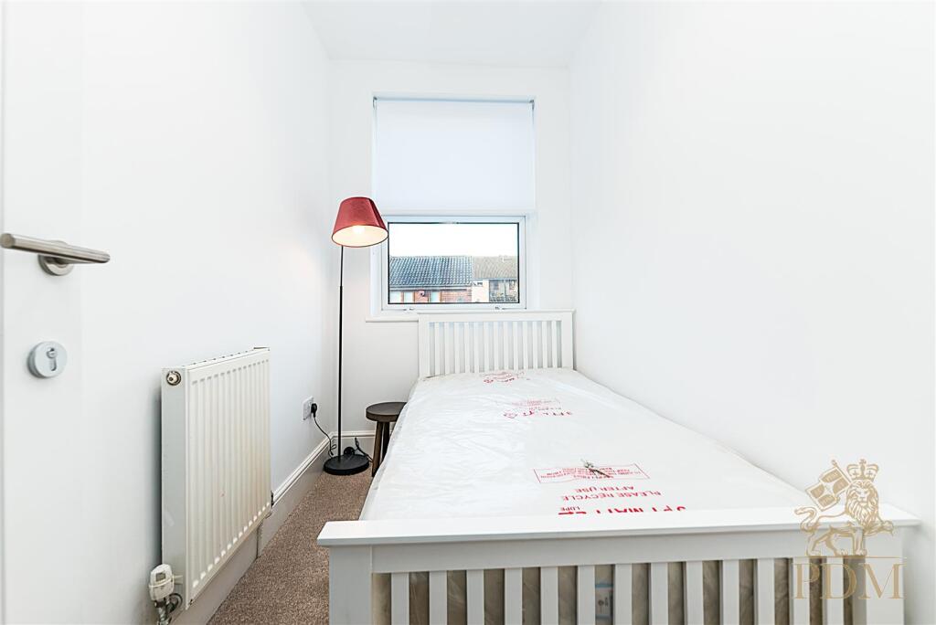 26 Chippendale Lenton Nottingham NG7 1HB