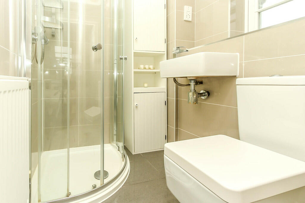 Ensuite Shower Ro...