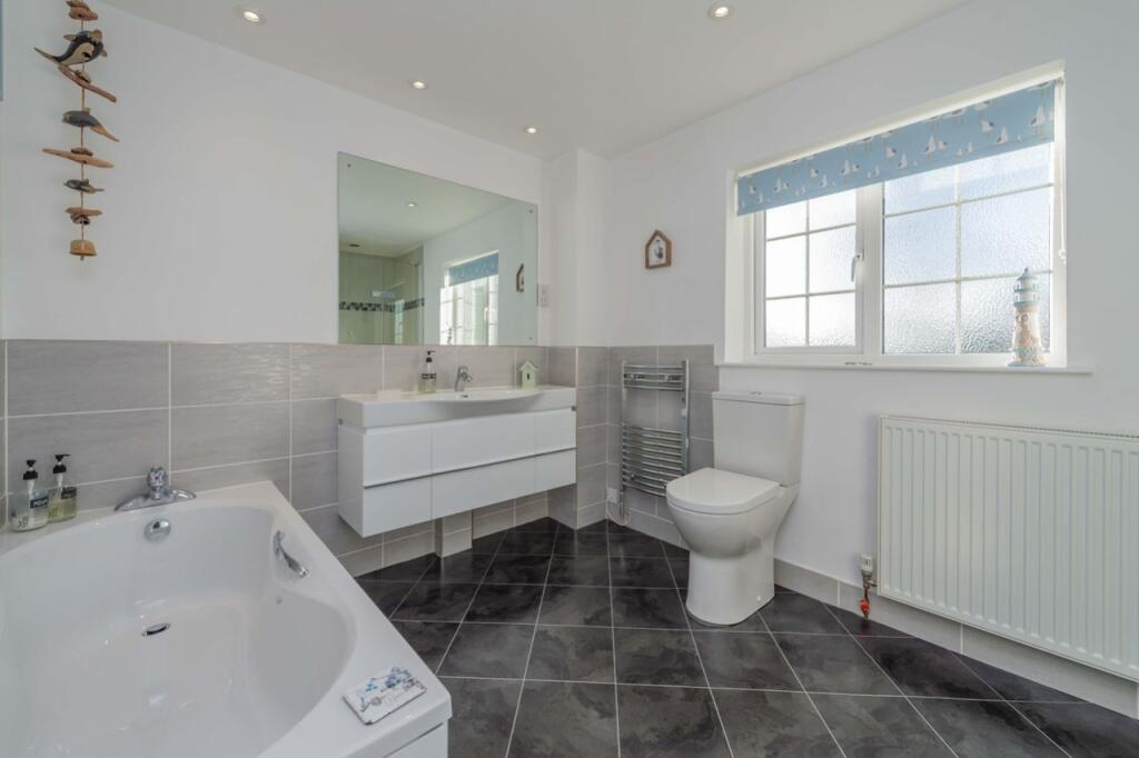 Bathroom EmilyDimelowEwemoveWhitchurchandNantwich