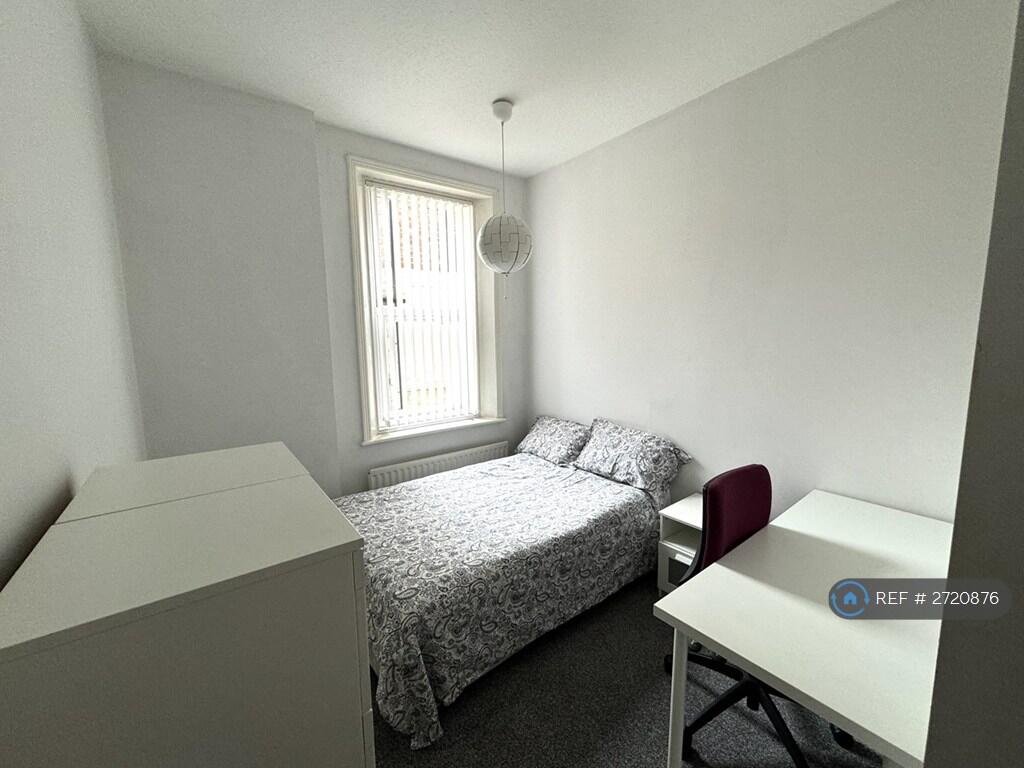 Rear Bedroom