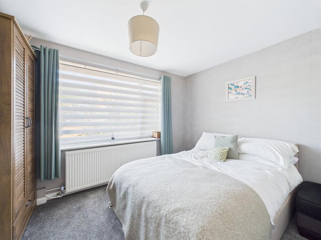 CAM02089G0-PR0474...