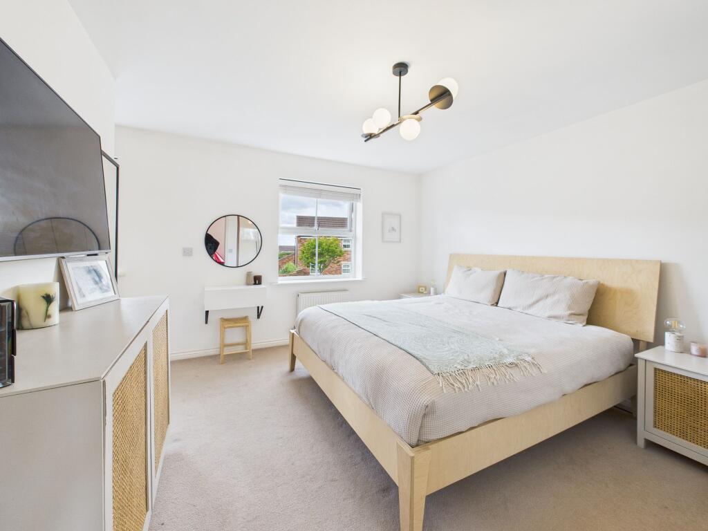Bedroom One (First Floor)