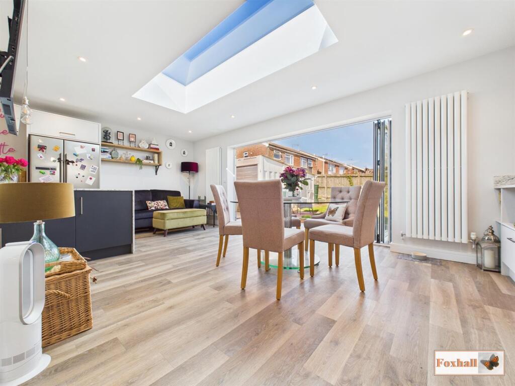 Dining / Living Area